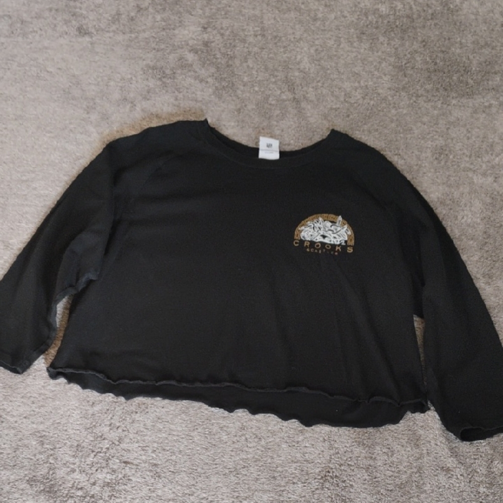 Crooks & Castles Cropped Lettuce Hem Tee
